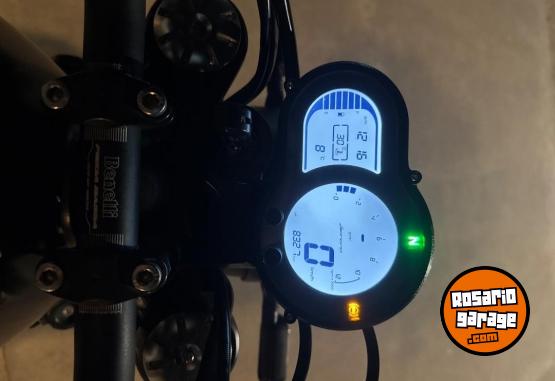 Motos - Benelli Leoncino 2021 Nafta 8300Km - En Venta