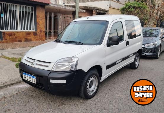 Utilitarios - Citroen Berlingo furgón Mixto 2021 Diesel 113000Km - En Venta