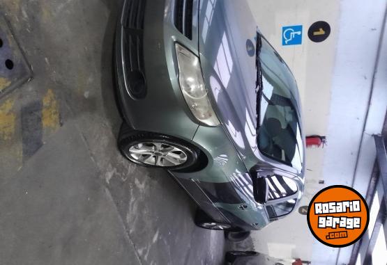 Autos - Volkswagen Gol trend full 2011 Nafta 129000Km - En Venta