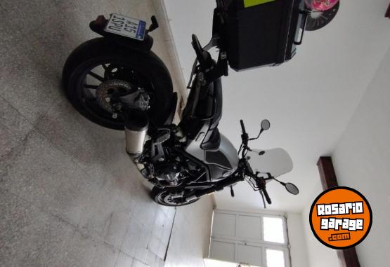 Motos - Benelli Leoncino 500 2021 Nafta 7500Km - En Venta