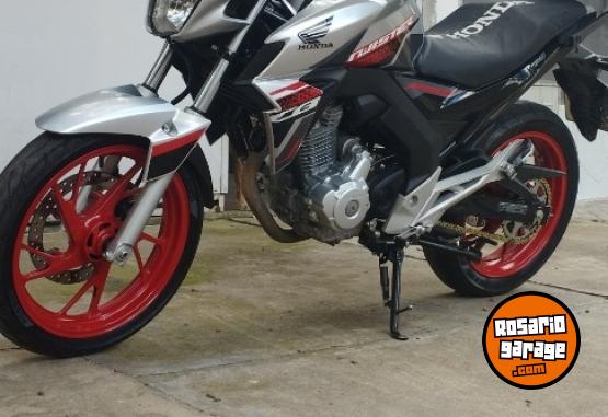 Motos - Honda CB 250 2023 Nafta 20000Km - En Venta