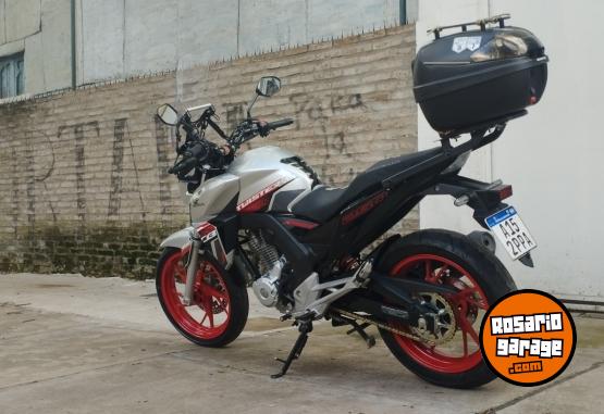 Motos - Honda CB 250 2023 Nafta 20000Km - En Venta