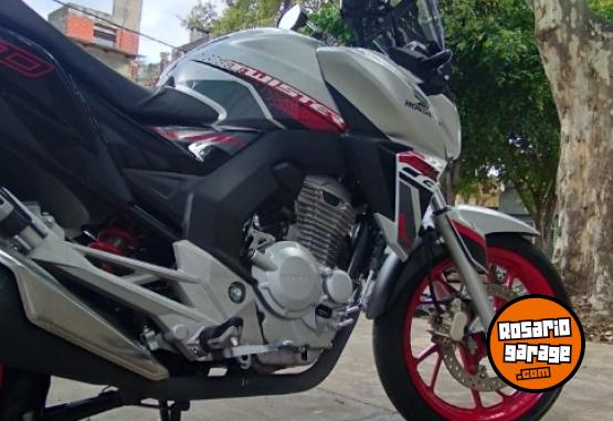 Motos - Honda CB 250 2023 Nafta 20000Km - En Venta