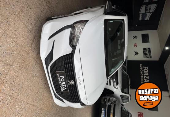 Autos - Peugeot 208 2021 Nafta 65000Km - En Venta