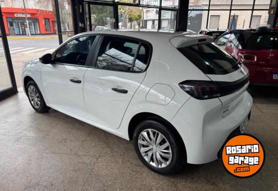 Autos - Peugeot 208 2021 Nafta 65000Km - En Venta