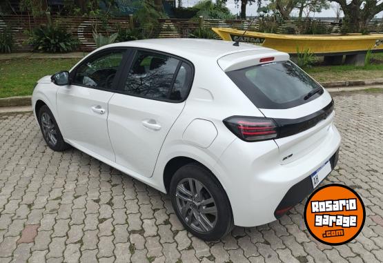 Autos - Peugeot 208 ALLURE AM 25.5 2025 Nafta 7300Km - En Venta