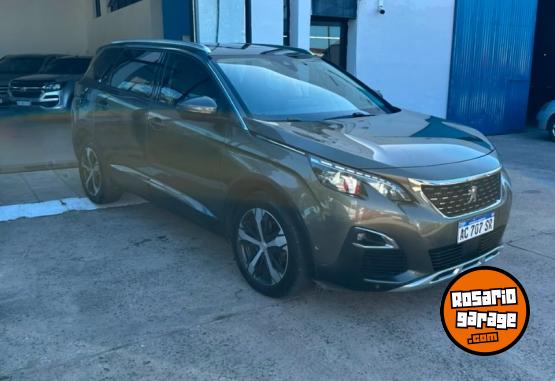 Autos - Peugeot 5008 2018 Diesel 120000Km - En Venta