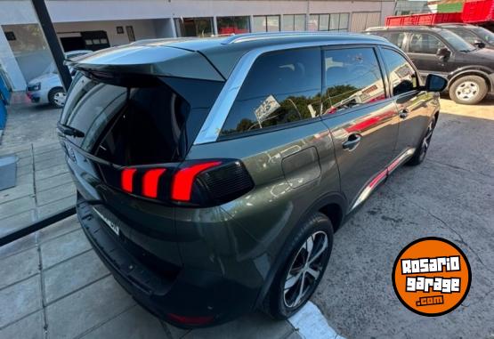 Autos - Peugeot 5008 2018 Diesel 120000Km - En Venta