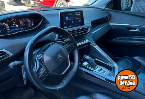 Autos - Peugeot 5008 2018 Diesel 120000Km - En Venta