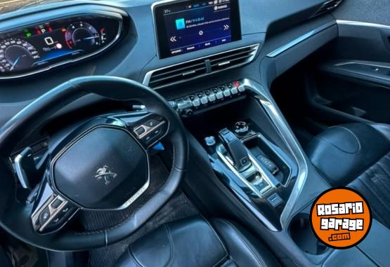 Autos - Peugeot 5008 2018 Diesel 120000Km - En Venta