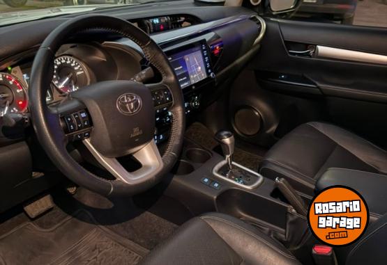 Camionetas - Toyota Toyota Hilux SRX 2021 2021 Diesel 121000Km - En Venta
