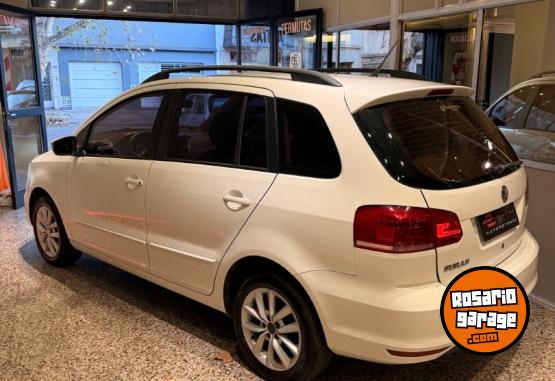 Autos - Volkswagen Suran trendline 2016 Nafta 82200Km - En Venta