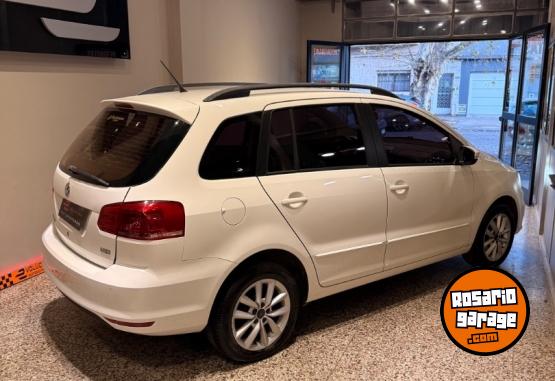 Autos - Volkswagen Suran trendline 2016 Nafta 82200Km - En Venta