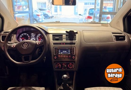 Autos - Volkswagen Suran trendline 2016 Nafta 82200Km - En Venta