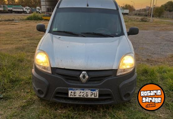 Utilitarios - Renault Kangoo furgon 2016 Diesel 279000Km - En Venta