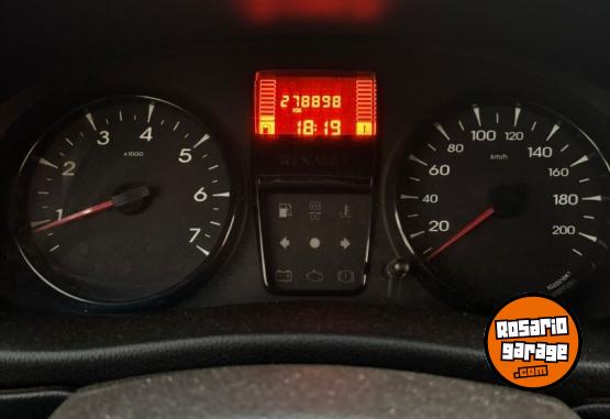 Utilitarios - Renault Kangoo furgon 2016 Diesel 279000Km - En Venta