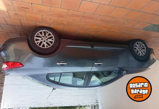 Autos - Renault Fluenze Luxe 2015 Nafta 100000Km - En Venta