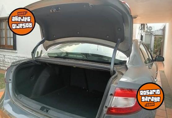 Autos - Renault Fluenze Luxe 2015 Nafta 100000Km - En Venta