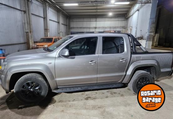 Camionetas - Volkswagen Amarok 2022 Diesel 129000Km - En Venta