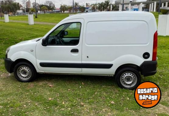 Utilitarios - Renault KANGOO PH3 CONFORT 1.6 1P 2018 Nafta 179500Km - En Venta