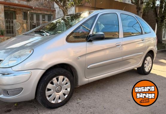 Autos - Citroen XSARA PICASSO 1.6 GNC 2012 GNC 195632Km - En Venta