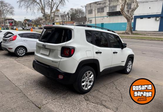 Camionetas - Jeep Renegade 2018 Nafta 74000Km - En Venta