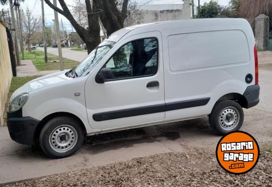 Camionetas - Renault Kangoo PH3 Confort 1.6 2014 Nafta 86000Km - En Venta
