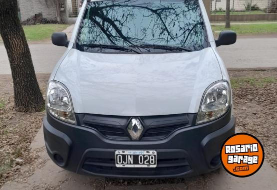 Camionetas - Renault Kangoo PH3 Confort 1.6 2014 Nafta 86000Km - En Venta