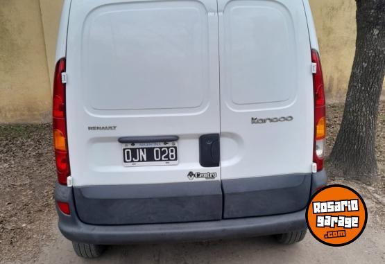 Camionetas - Renault Kangoo PH3 Confort 1.6 2014 Nafta 86000Km - En Venta