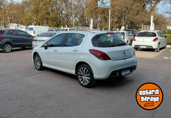 Autos - Peugeot 308 2022 Diesel 98000Km - En Venta