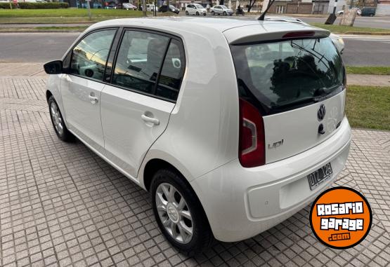 Autos - Volkswagen UP HIGH 1.0 5P 2015 Nafta 160000Km - En Venta