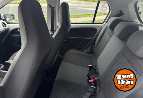 Autos - Volkswagen UP HIGH 1.0 5P 2015 Nafta 160000Km - En Venta