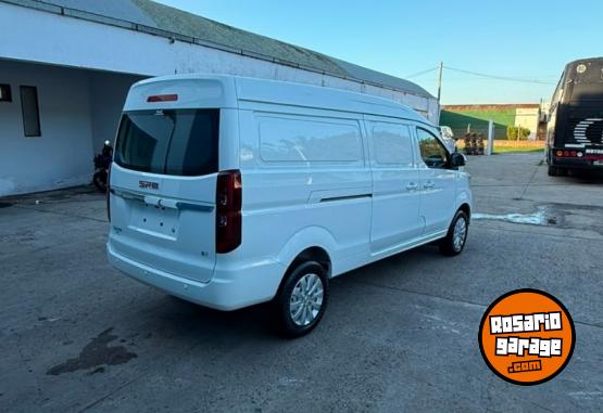 Utilitarios - Shineray SRM M7 Furg�n 2026 Nafta 0Km - En Venta