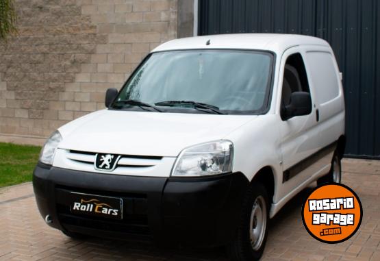 Utilitarios - Peugeot Partner 2016 Nafta 117000Km - En Venta