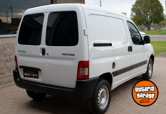Utilitarios - Peugeot Partner 2016 Nafta 117000Km - En Venta