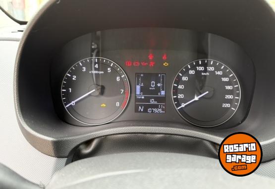 Autos - Hyundai Creta FULL 2017 Nafta 107900Km - En Venta