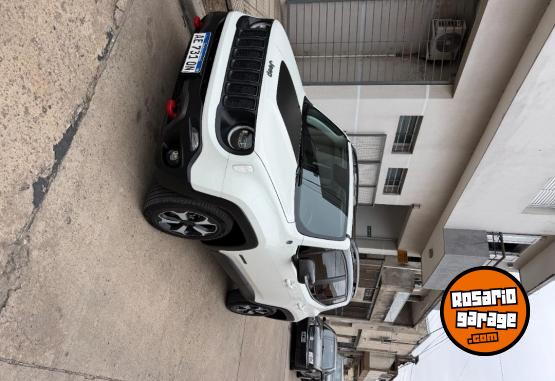 Camionetas - Chrysler Renegade 2021 Diesel 83700Km - En Venta