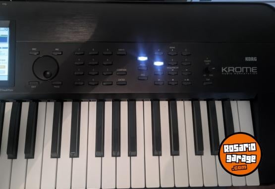 Instrumentos Musicales - Korg Krome 61 Workstation | Excelente Estado (Rosario) - En Venta