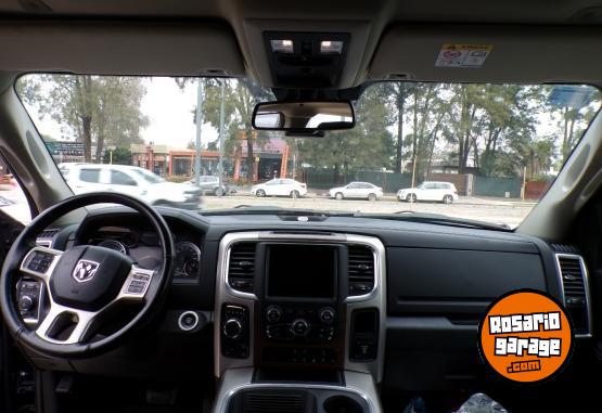 Camionetas - Dodge RAM 1500 SLT LARAMIE 5.7 2022 Diesel 73000Km - En Venta