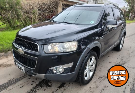 Camionetas - Chevrolet Captiva 2.2 LTZ AWD 7 as 2013 Diesel 162000Km - En Venta