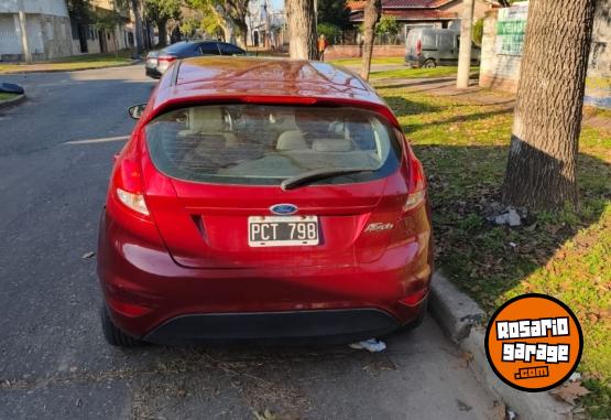 Autos - Ford Fiesta 2015 GNC 130000Km - En Venta