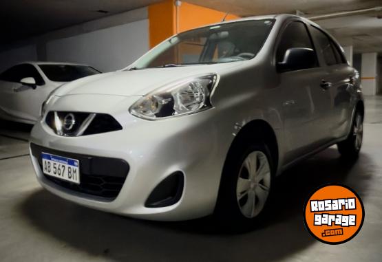 Autos - Nissan March 2017 Nafta 80000Km - En Venta