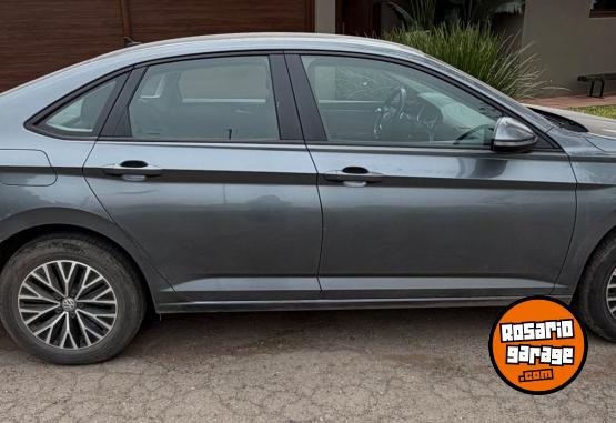 Autos - Volkswagen Vento 2020 Nafta 125000Km - En Venta