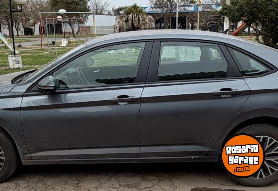 Autos - Volkswagen Vento 2020 Nafta 125000Km - En Venta