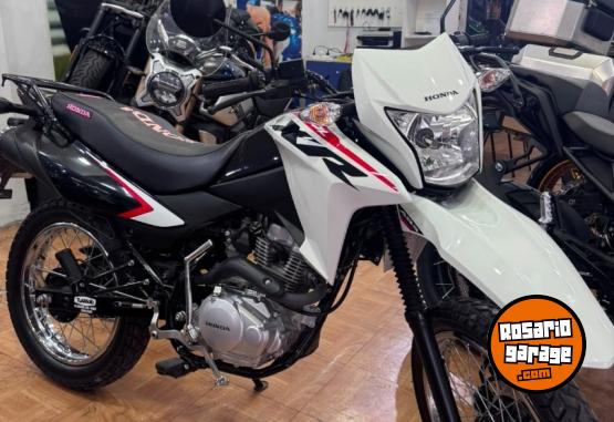 Motos - Honda XR 150CC 2025 Nafta 4400Km - En Venta