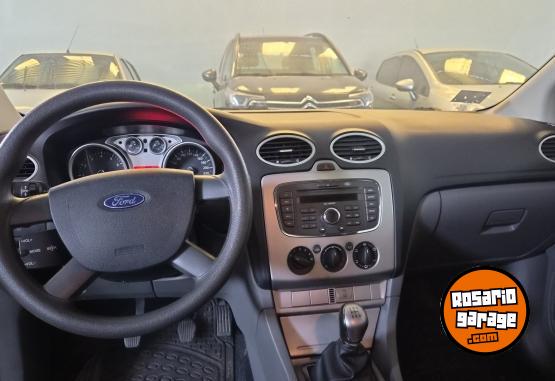 Autos - Ford Focus trend 5p 2.0 nafta 2011 Nafta 150000Km - En Venta