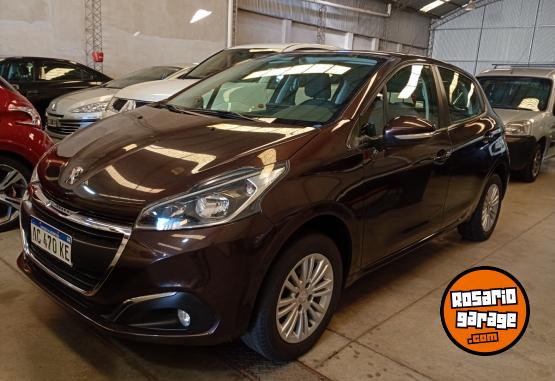 Autos - Peugeot 208 2018 Nafta 107000Km - En Venta