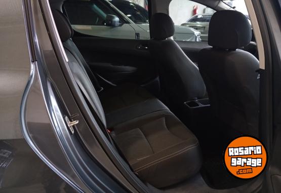 Autos - Peugeot 308 2016 Nafta 104000Km - En Venta