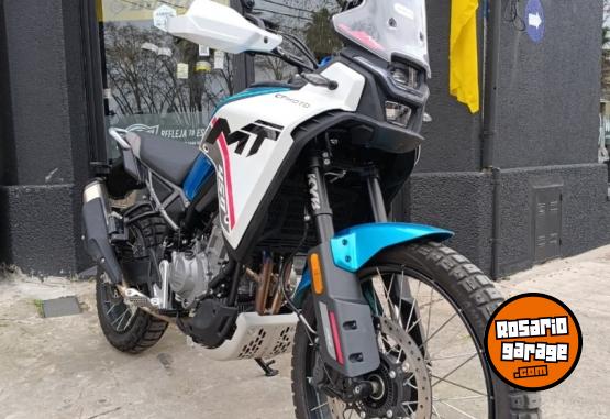 Motos - CF MT 450 2025 Nafta 2500Km - En Venta