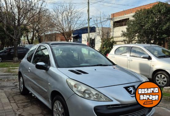 Autos - Peugeot 207 XT 2009 Diesel 200000Km - En Venta